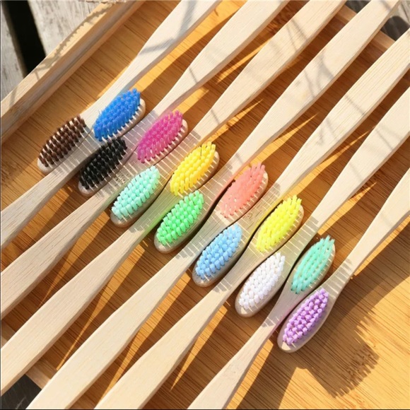 🦷 8 Bamboo Toothbrushes 🦷 - Picture 2 of 4